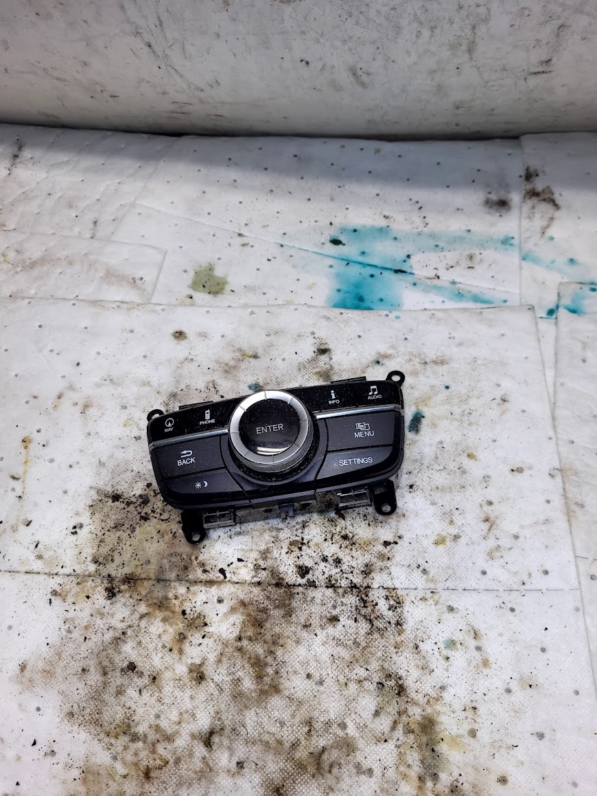 Radio Audio for Audi vehicles
