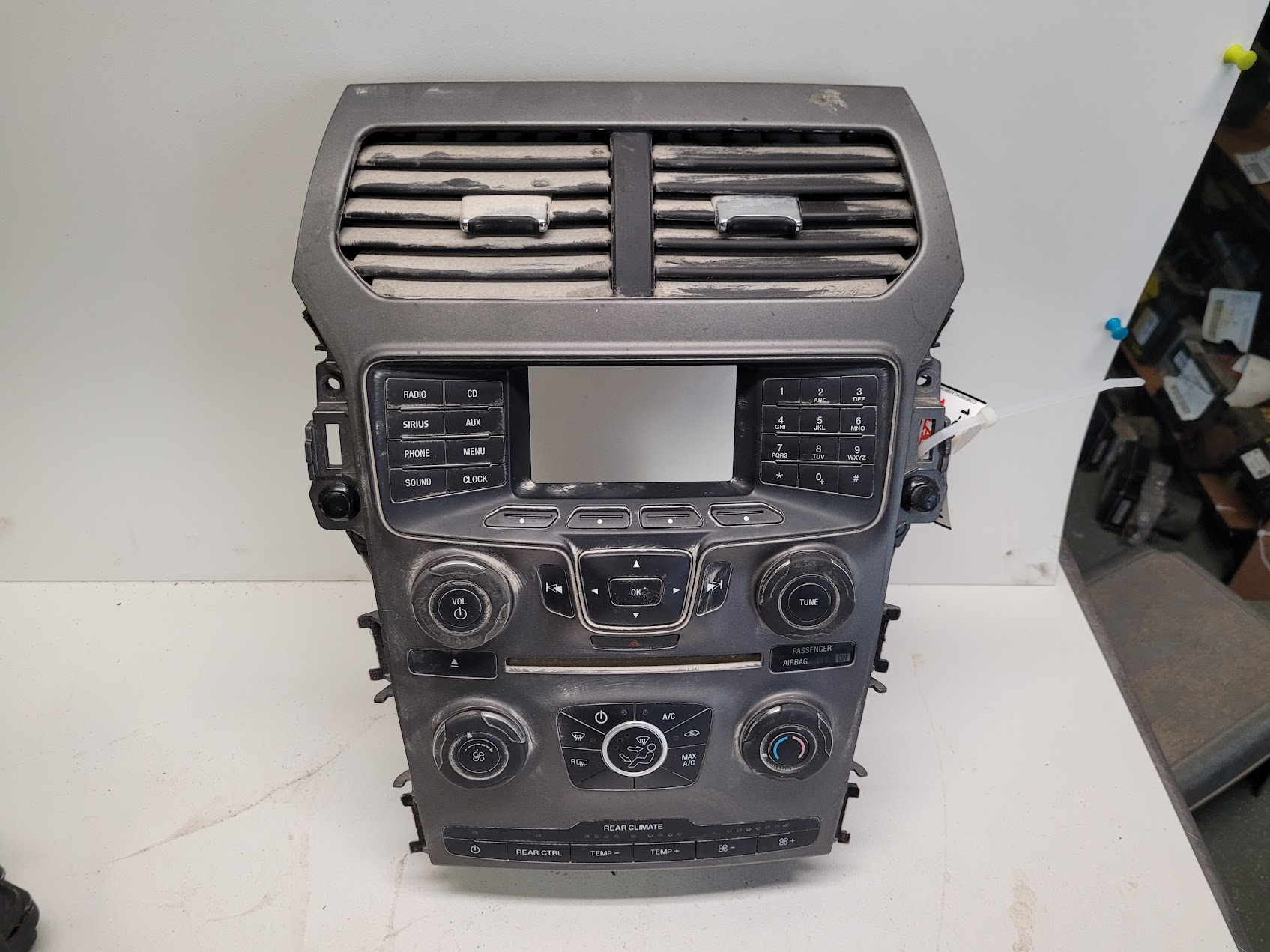 Radio Audio for Ford vehicles