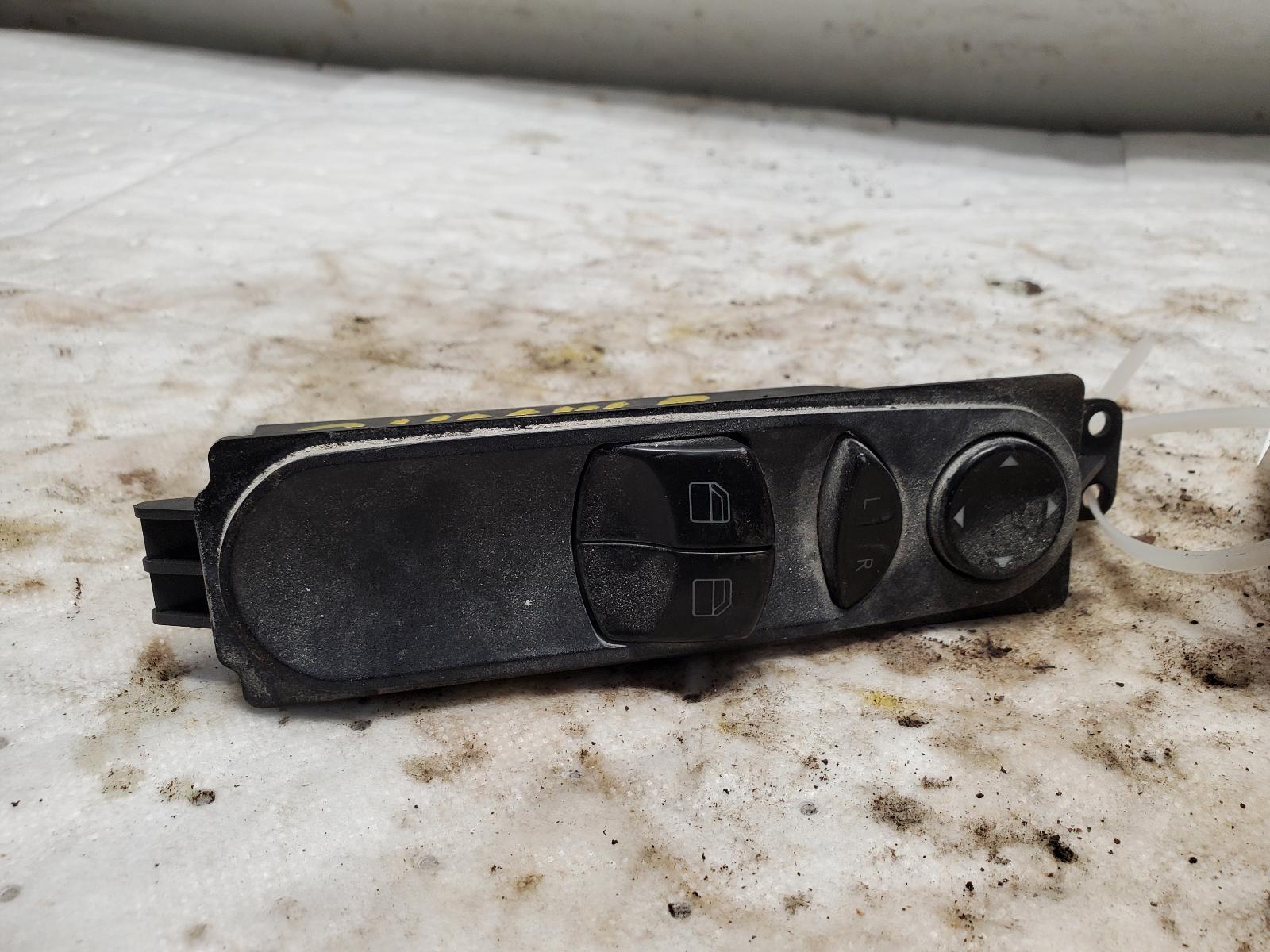 Front Door Switch for Mercedes-Benz vehicles