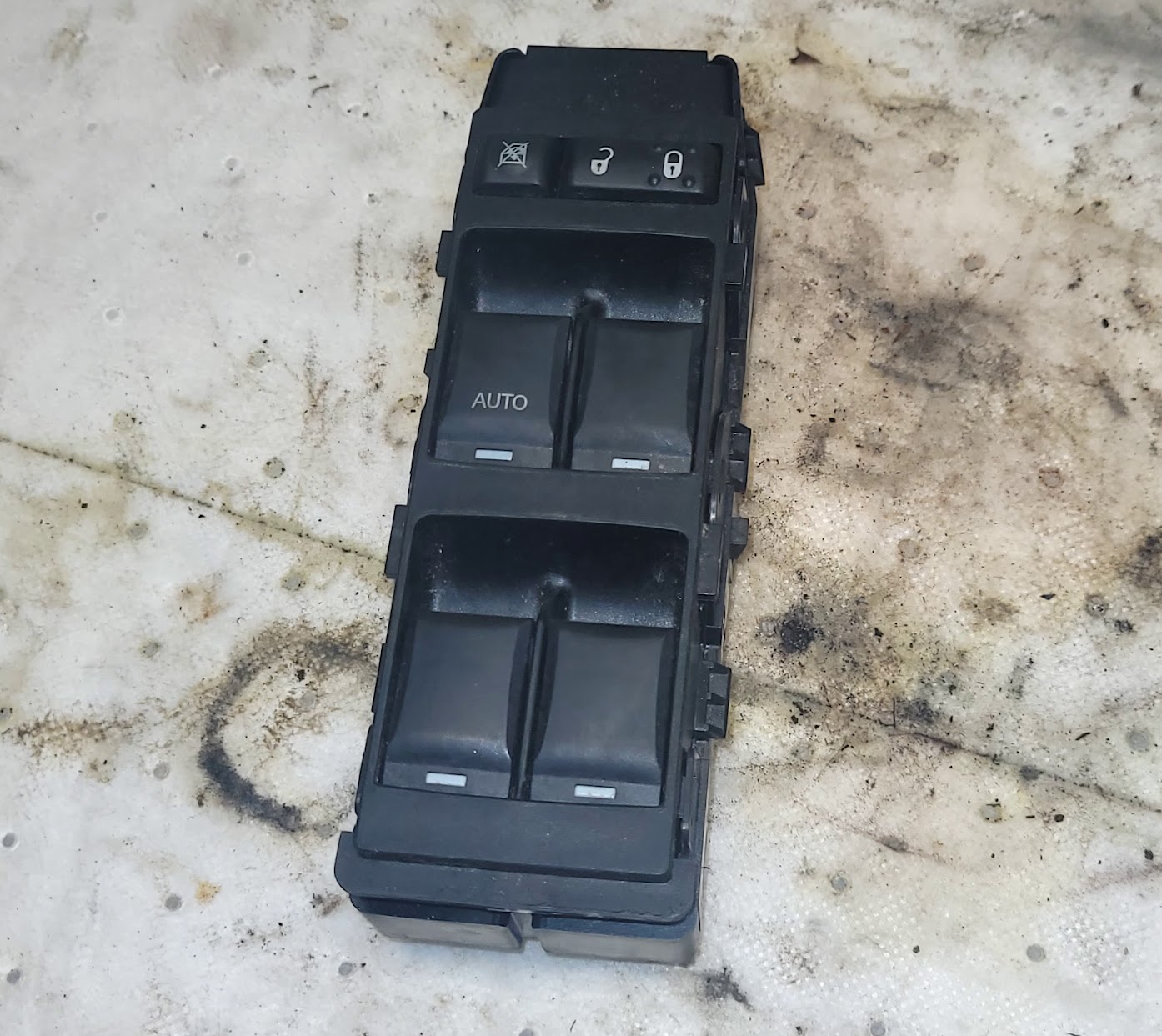 Front Door Switch for Dodge, Chrysler, Mitsubishi and Jeep vehicles