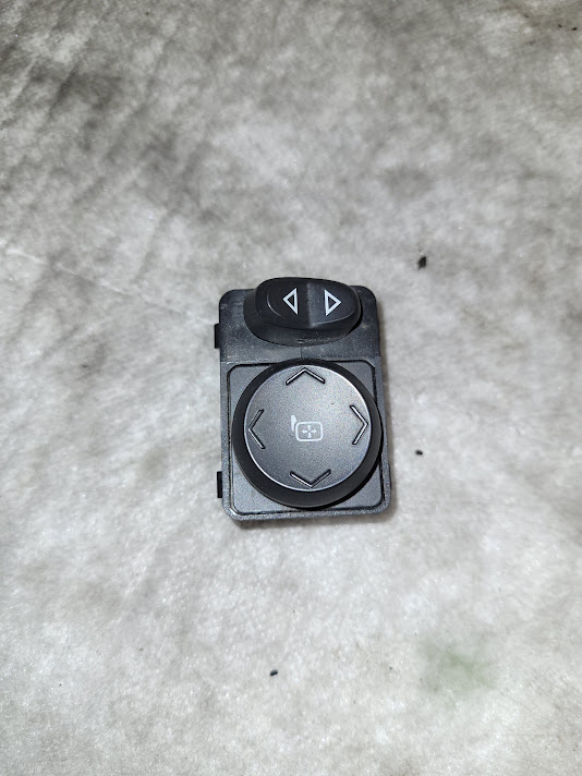 Front Door Switch for Chevrolet vehicles