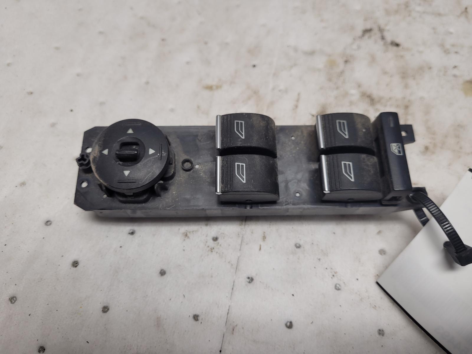 Front Door Switch for Ford vehicles