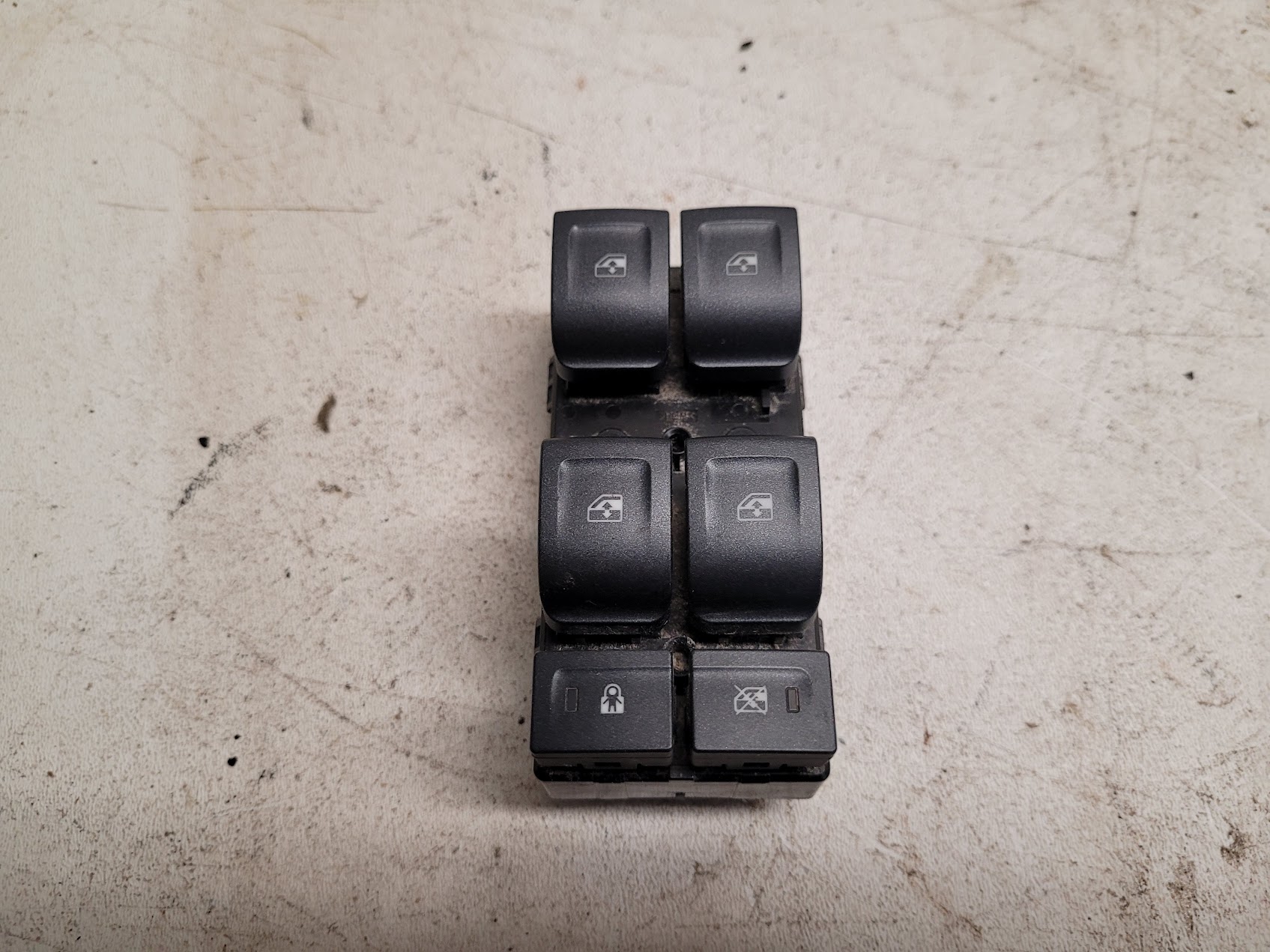 Front Door Switch for Chevrolet, GMC and Cadillac vehicles