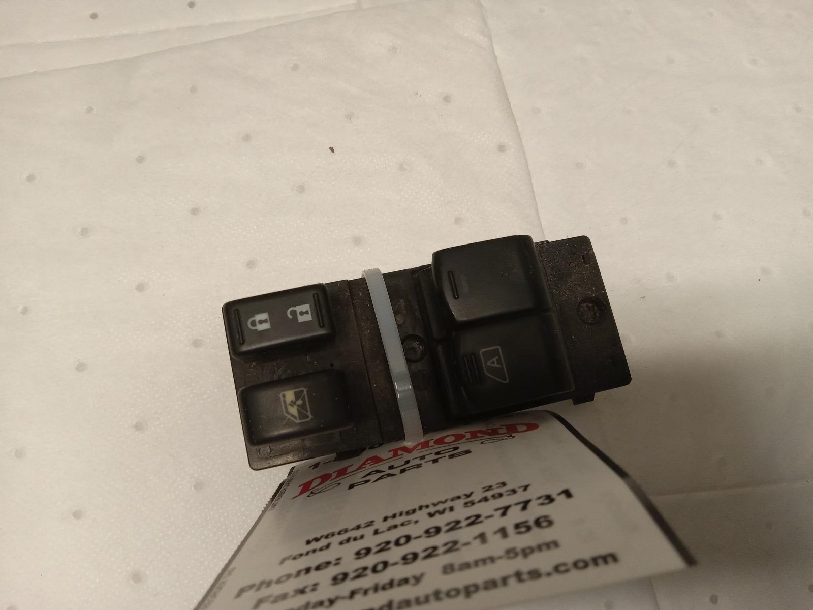 Front Door Switch for Nissan vehicles