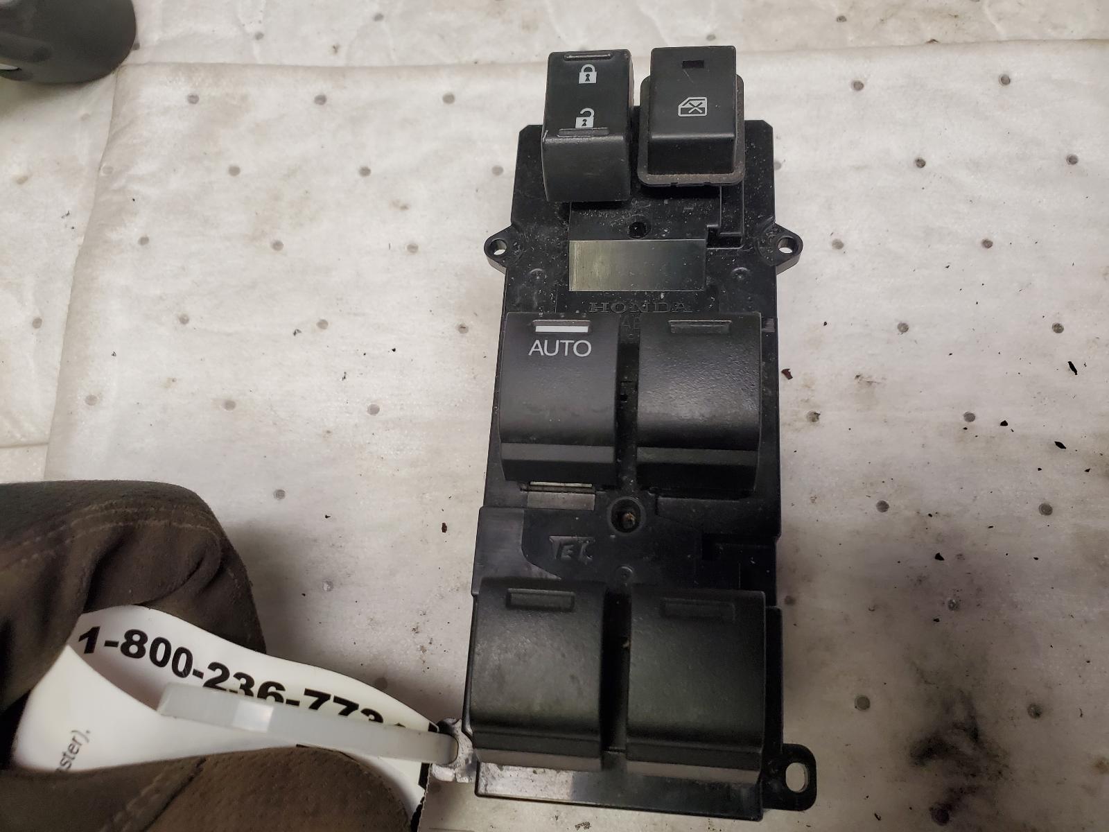Front Door Switch for Honda vehicles