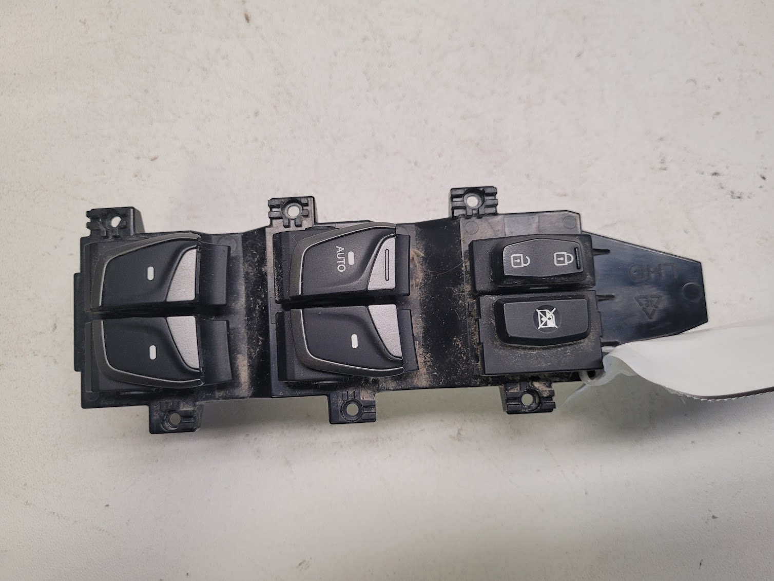 Front Door Switch for Hyundai vehicles