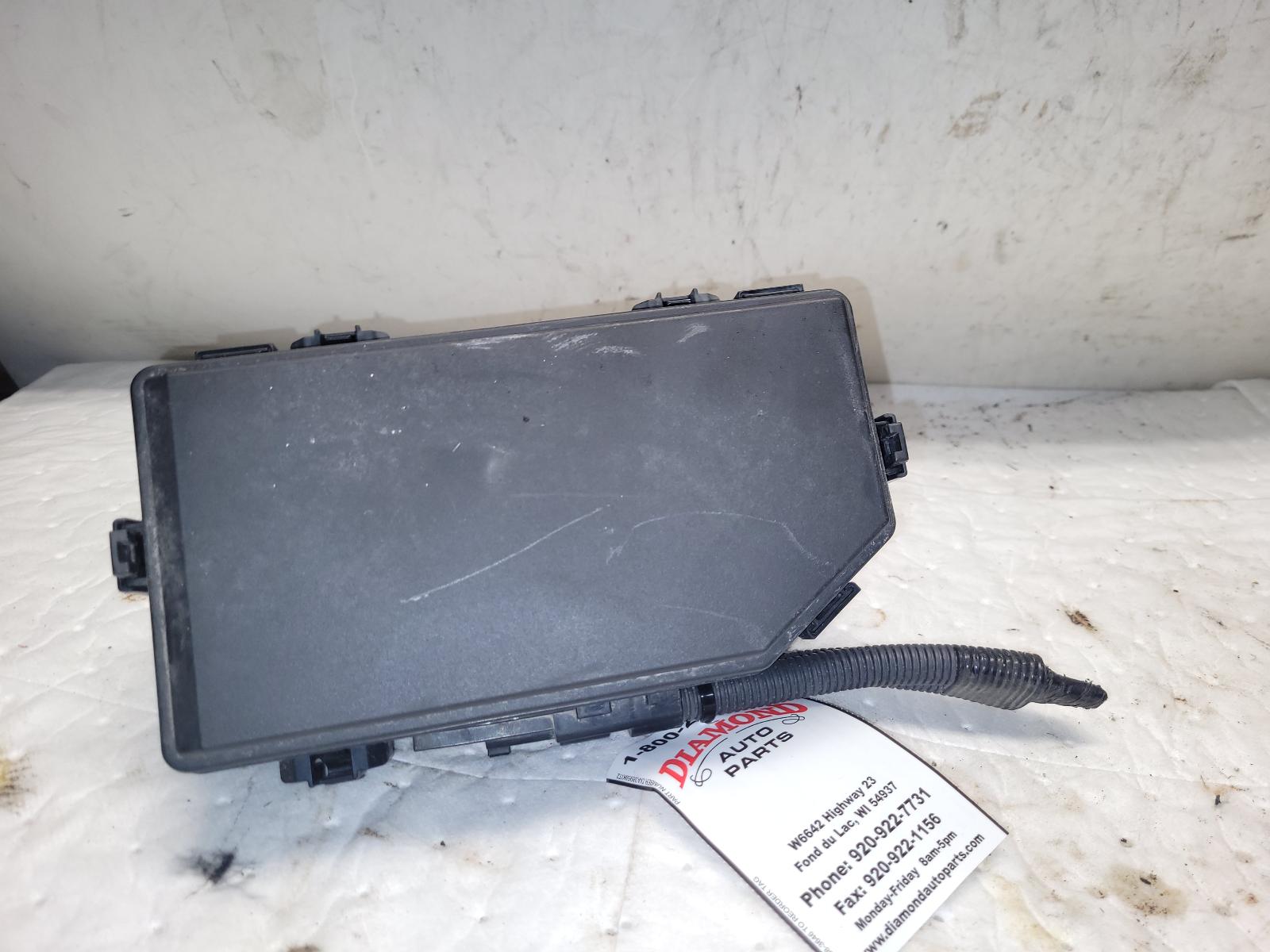Engine Fuse Box for Honda vehicles