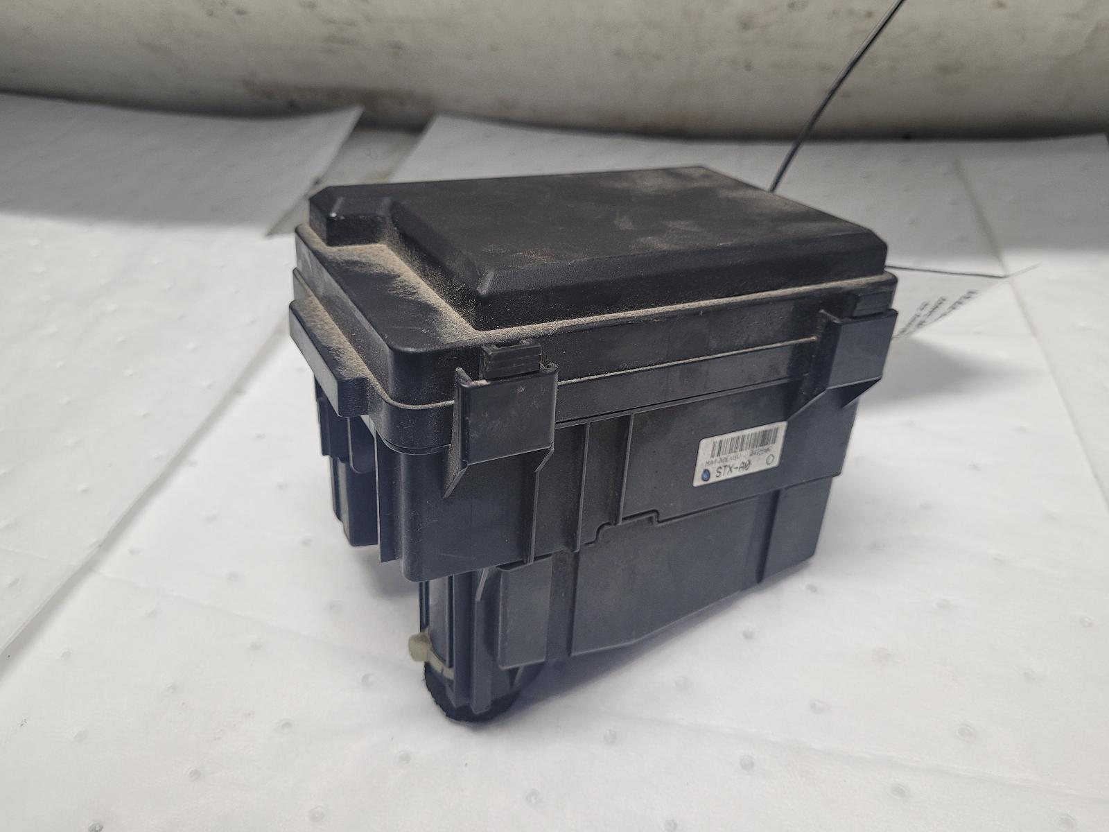 Engine Fuse Box for Acura vehicles