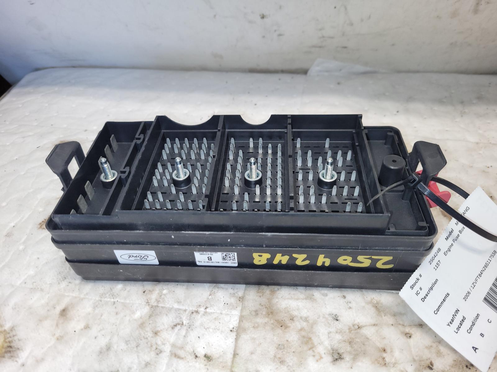 Engine Fuse Box for Ford vehicles