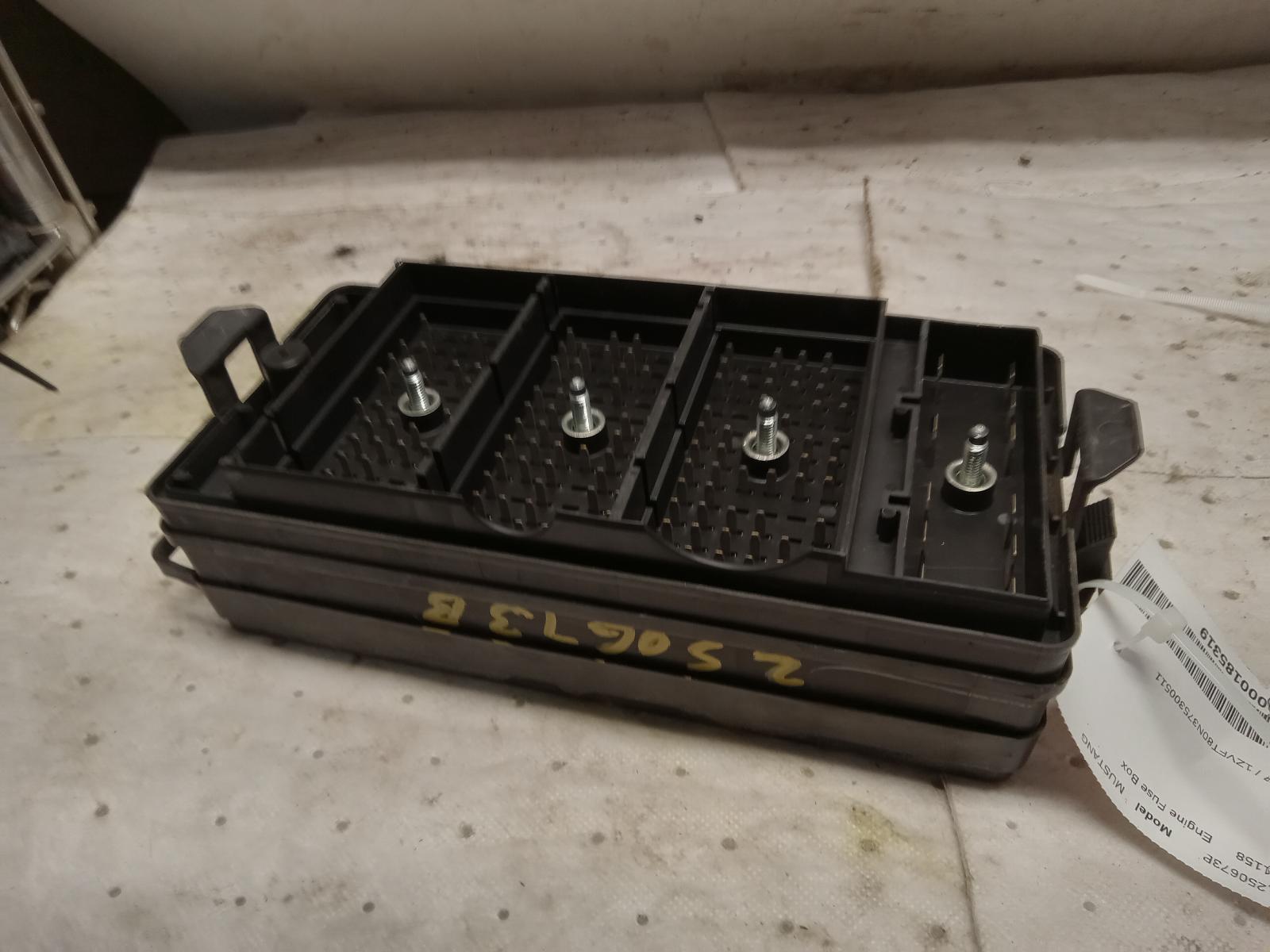 Engine Fuse Box for Ford vehicles