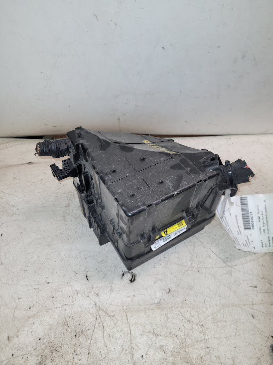 Engine Fuse Box for Hyundai vehicles