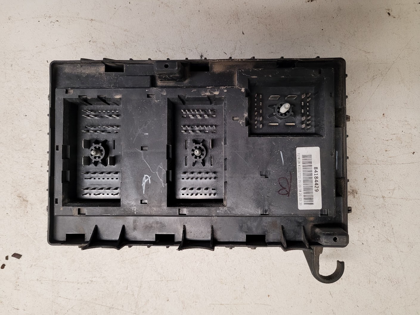Engine Fuse Box for Chevrolet and GMC vehicles