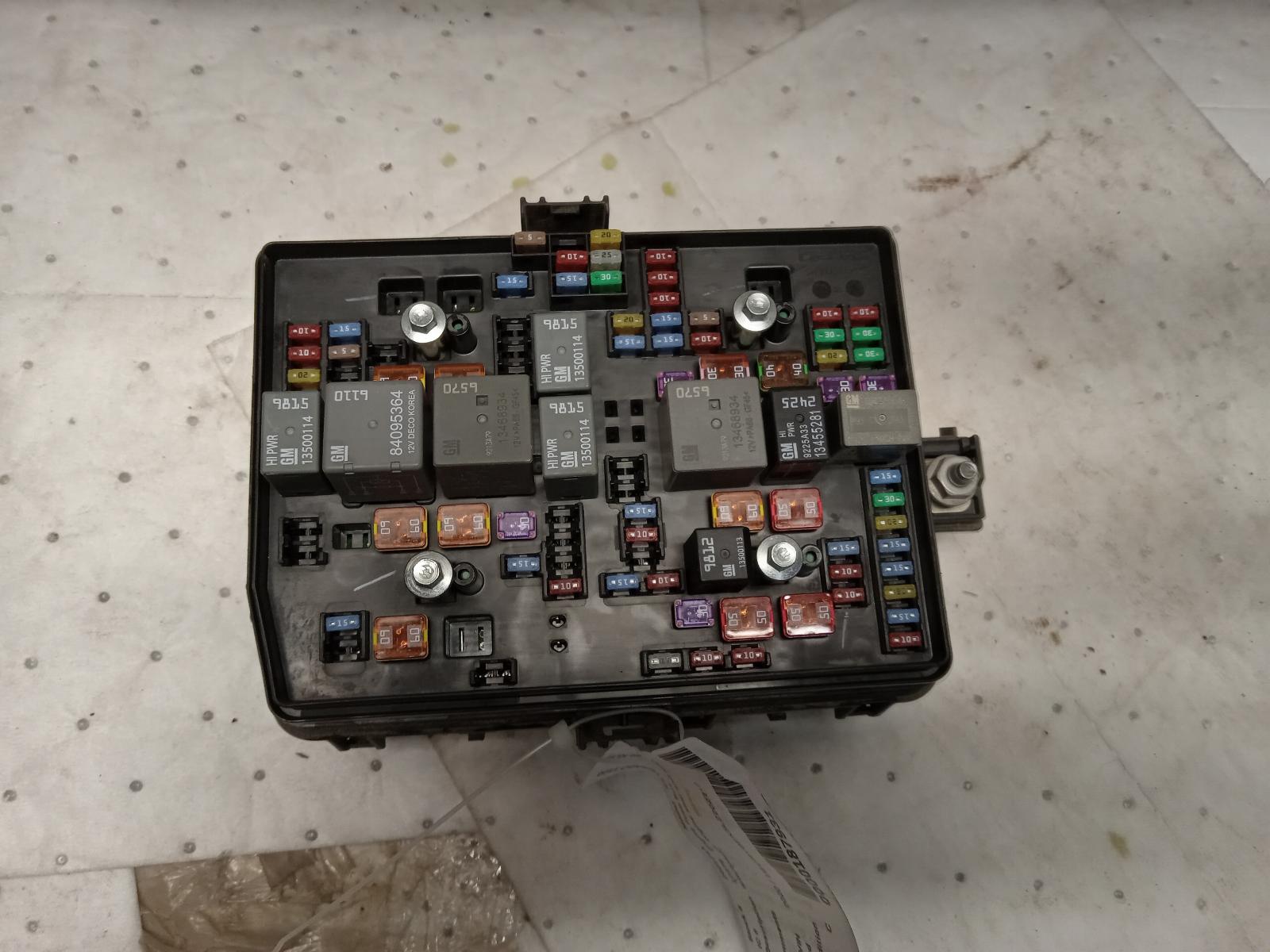 Engine Fuse Box for Chevrolet and GMC vehicles