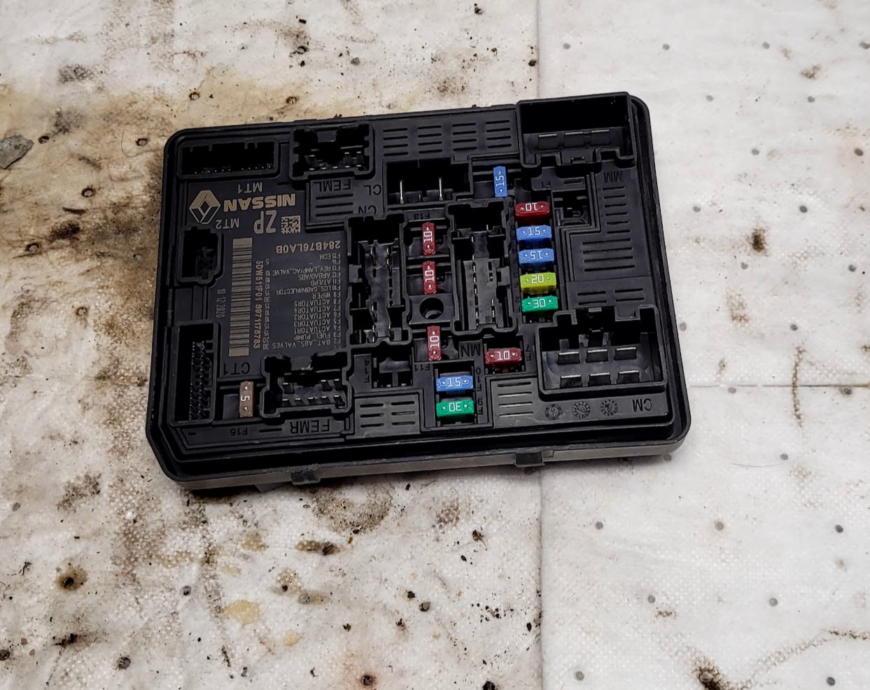 Engine Fuse Box for Nissan vehicles