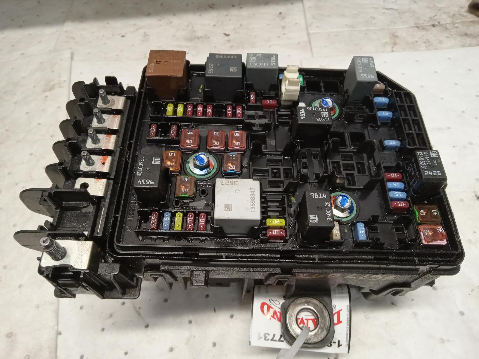 Engine Fuse Box for GMC vehicles