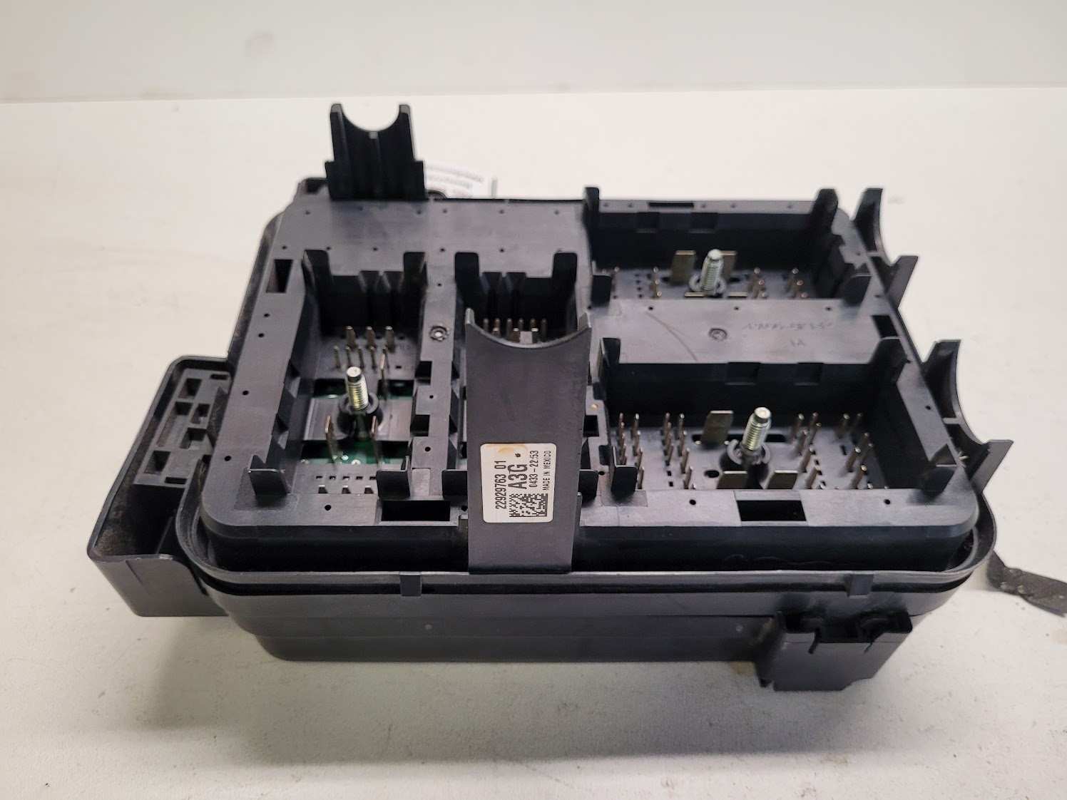 Engine Fuse Box for GMC and Chevrolet vehicles