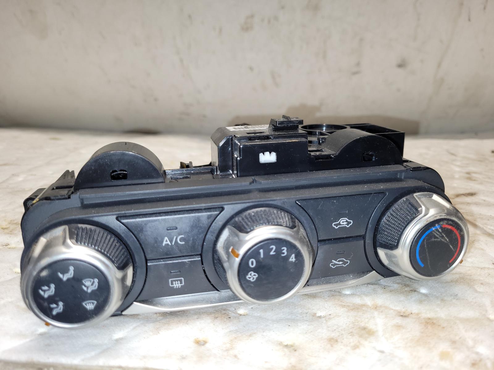 Temp Control for Nissan vehicles