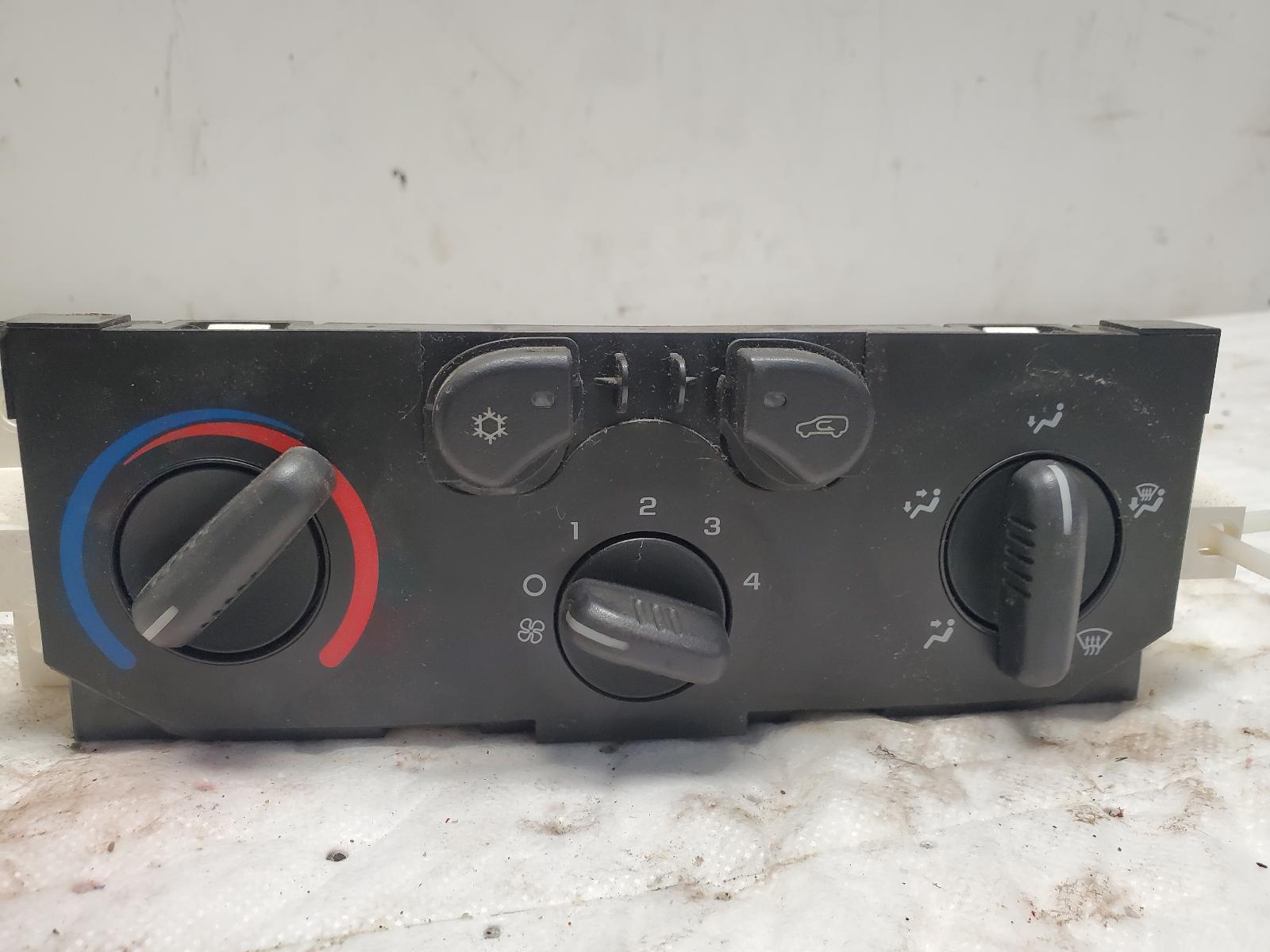 Temp Control for Chevrolet, GMC and Isuzu vehicles