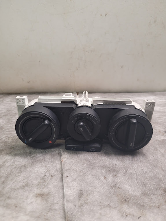 Temp Control for Volkswagen vehicles
