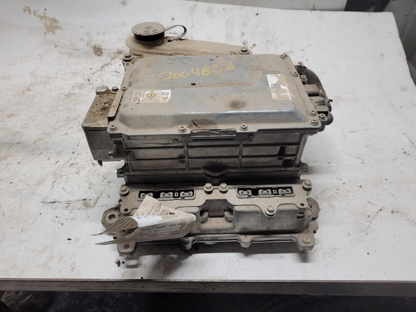 Converter/Inverter/Charger for Lincoln and Ford vehicles