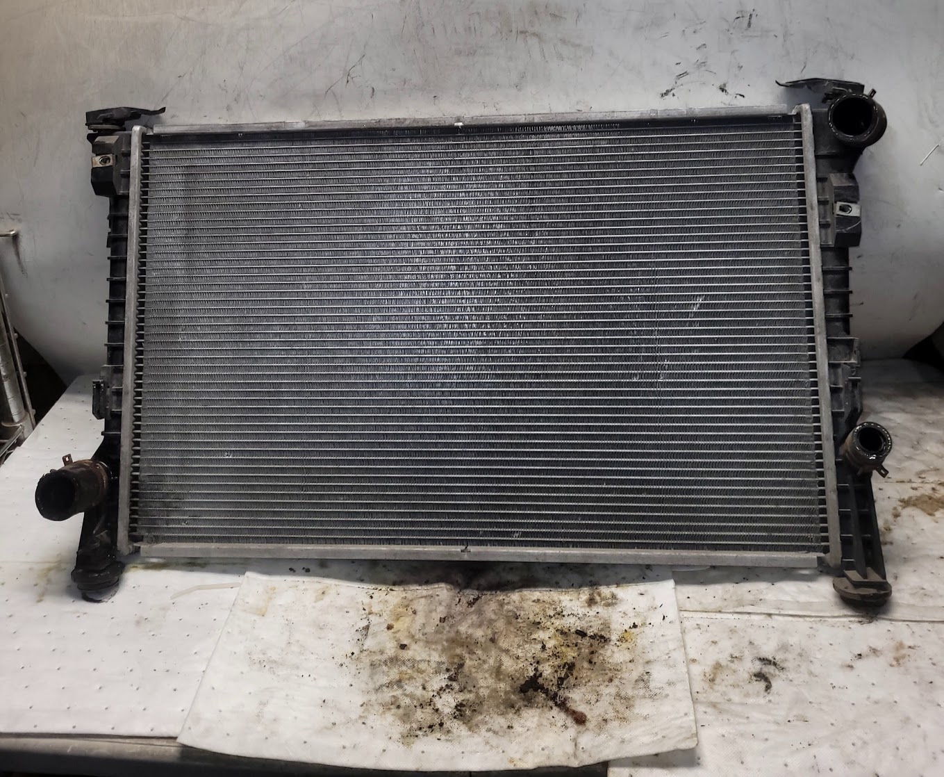 Radiators for Ford and Lincoln vehicles