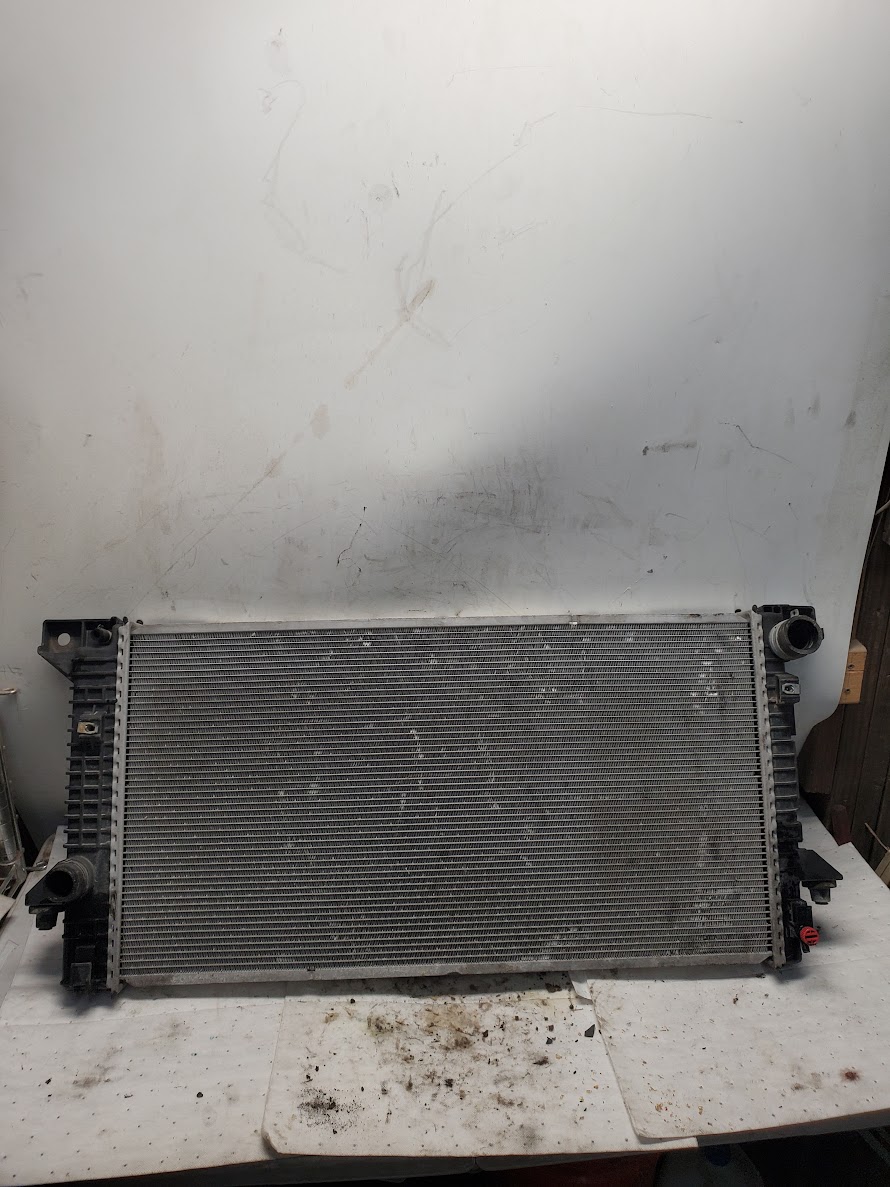 Radiators for Ford and Lincoln vehicles