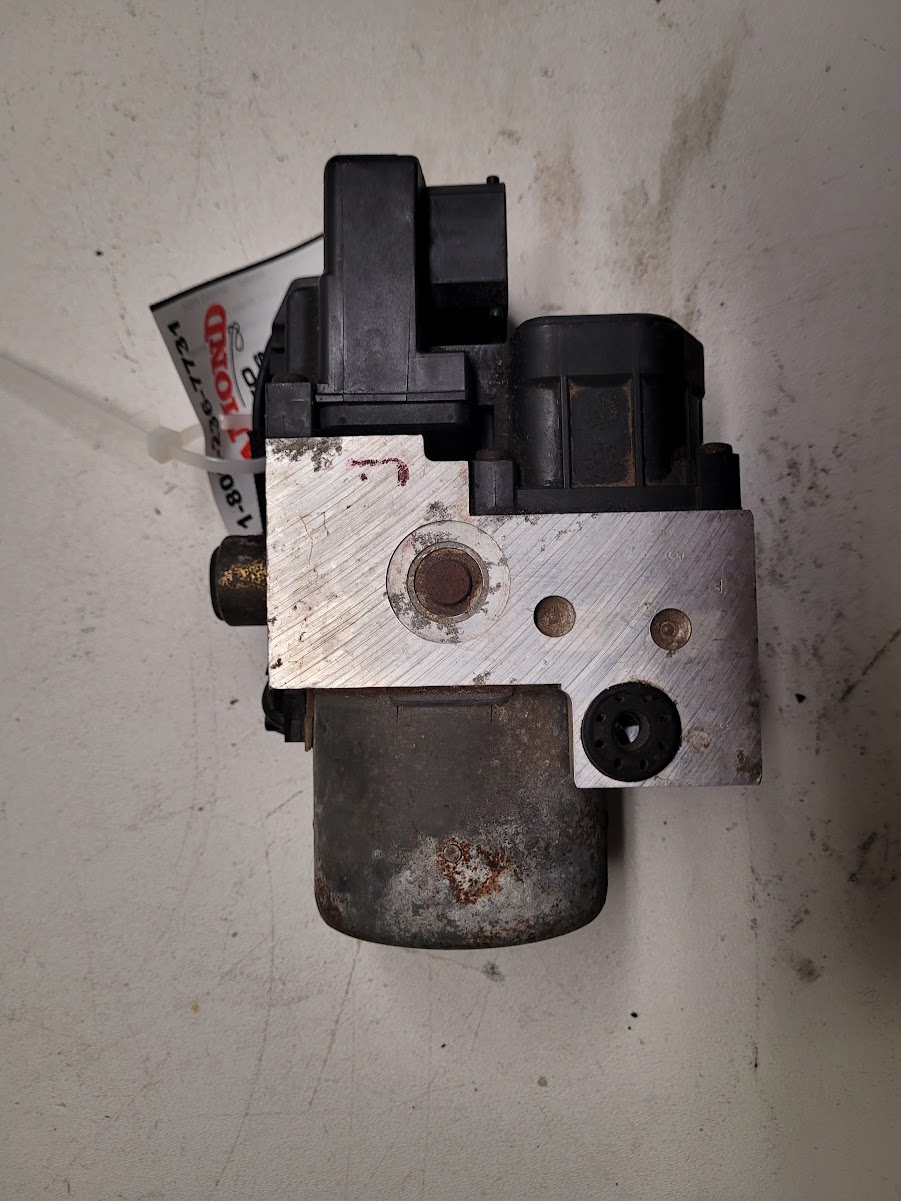AC Compressor for Oldsmobile, Chevrolet and Pontiac vehicles